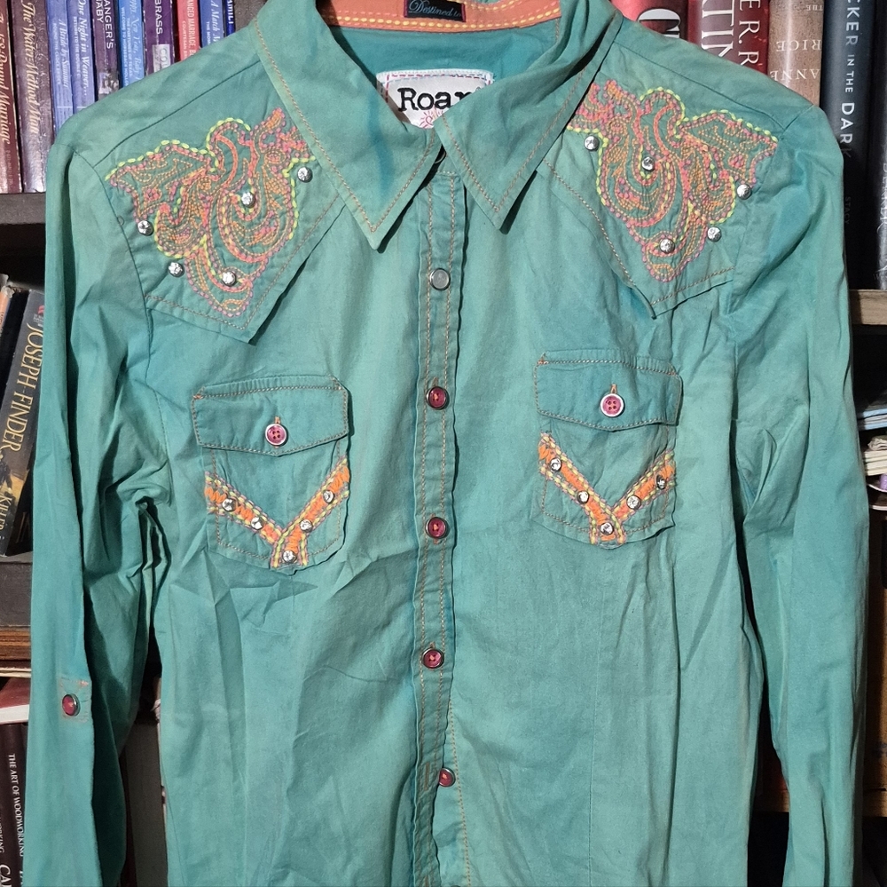 Roar Teal Embroidered Button-Up Shirt